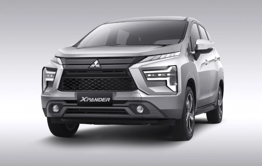 BYD Seal Facelift Terbaru 2025 Hadir dengan Teknologi DiSUS-C, Mobil Jadi Anti Limbung dan Nyaman