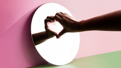 Mencintai Diri Sendiri: Pentingnya Self Love dalam Kehidupan Sehari-hari