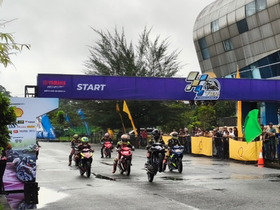 Pembalap Sumbar Kuasai Laga Puncak Yamaha Cup Race Pekanbaru 2025